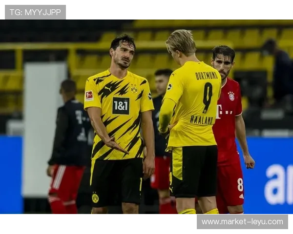 哈兰德 vs 莱万：谁是当今第一中锋？